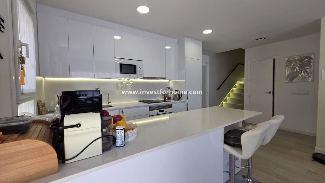 Sale - Villa - Pilar de la Horadada - Zona Pueblo