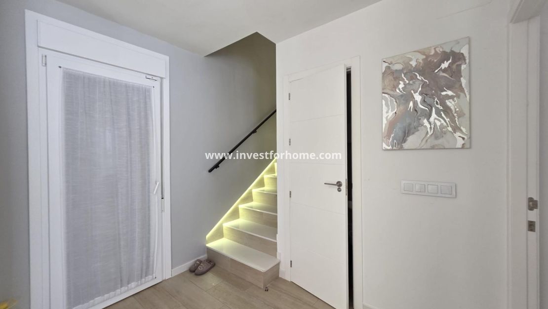 Sale - Villa - Pilar de la Horadada - Zona Pueblo