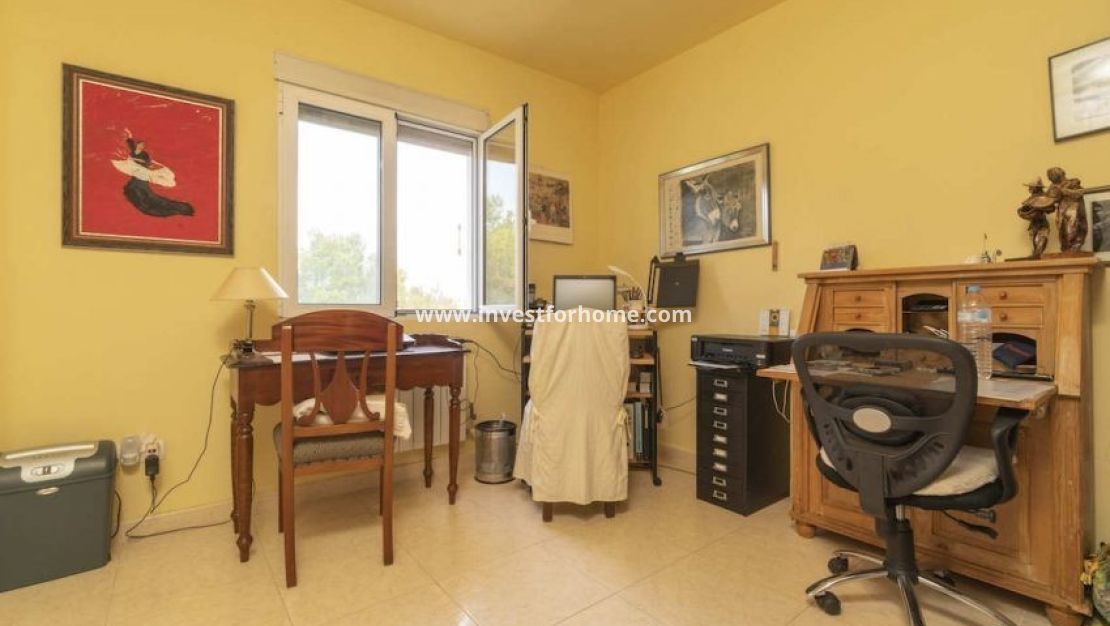 Sale - Villa - Pinar de Campoverde - Inland