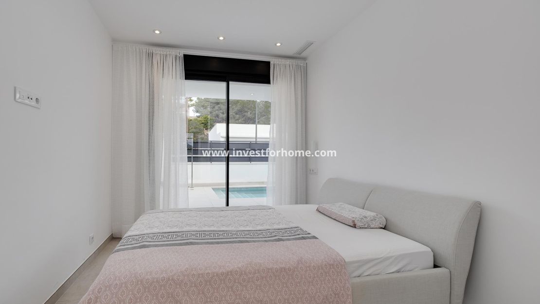 Sale - Villa - Pinar de Campoverde - Inland