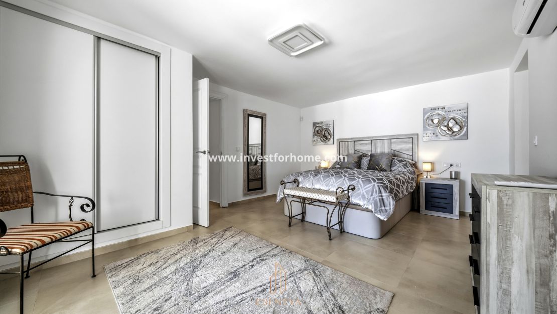 Sale - Villa - Rojales - La Marquesa Golf