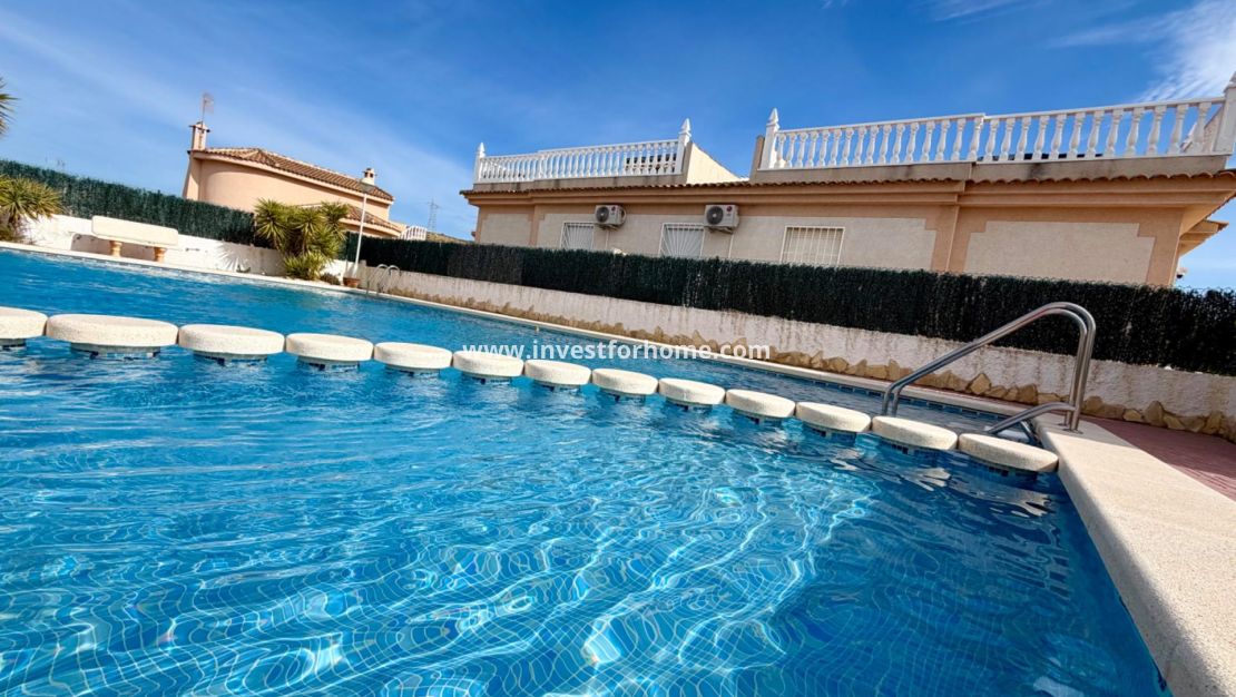 Sale - Villa - Rojales - Pueblo