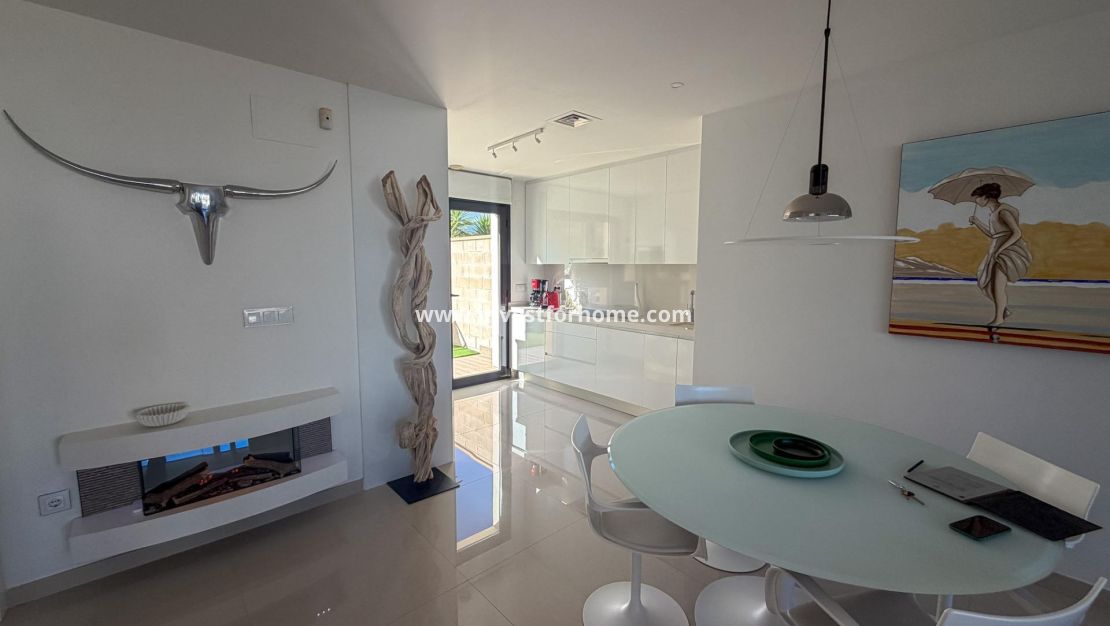 Sale - Villa - San Miguel de Salinas - Bellavista