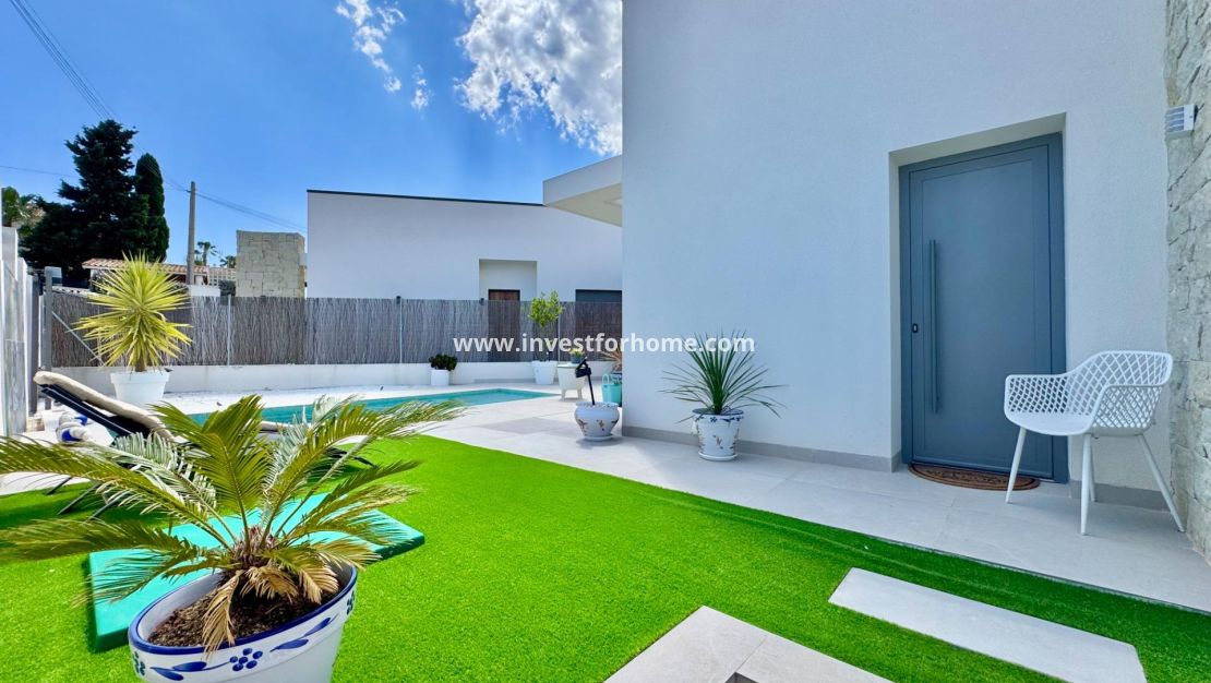 Sale - Villa - San Miguel de Salinas - Blue Lagoon - Galán