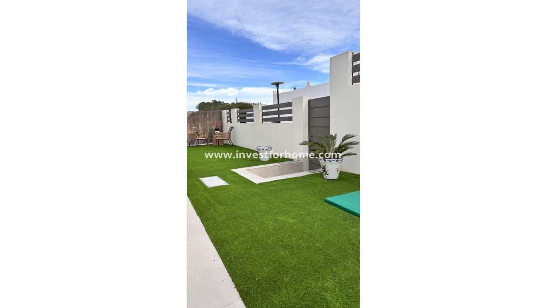 Sale - Villa - San Miguel de Salinas - Blue Lagoon