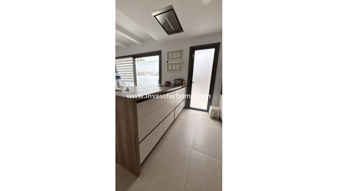 Sale - Villa - San Miguel de Salinas - Blue Lagoon