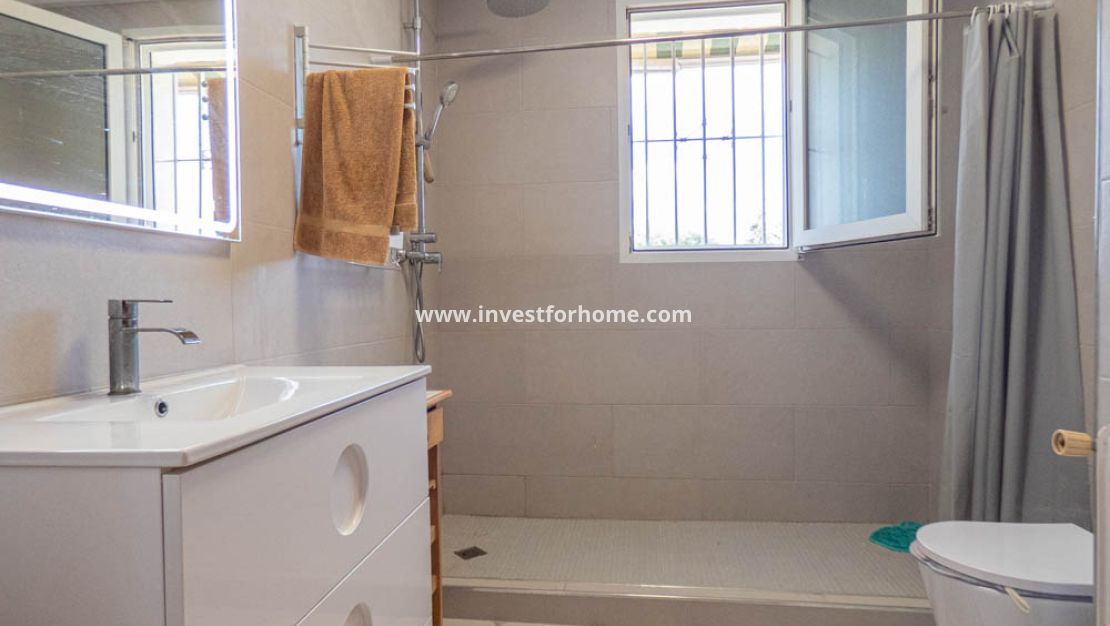 Sale - Villa - San Miguel de Salinas - Inland