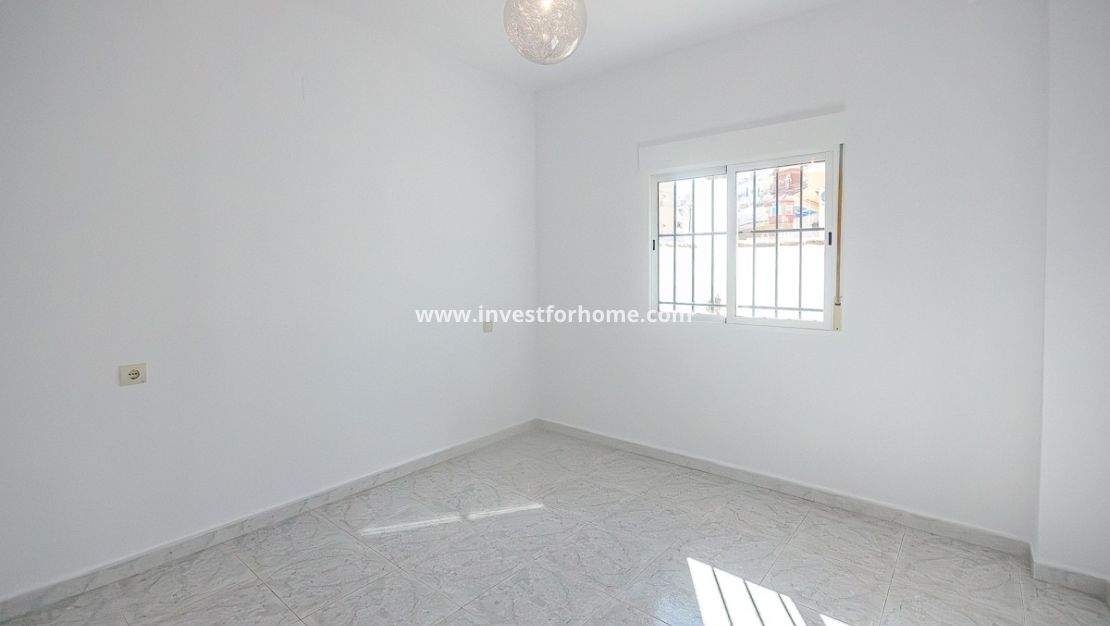 Sale - Villa - San Miguel de Salinas - Inland