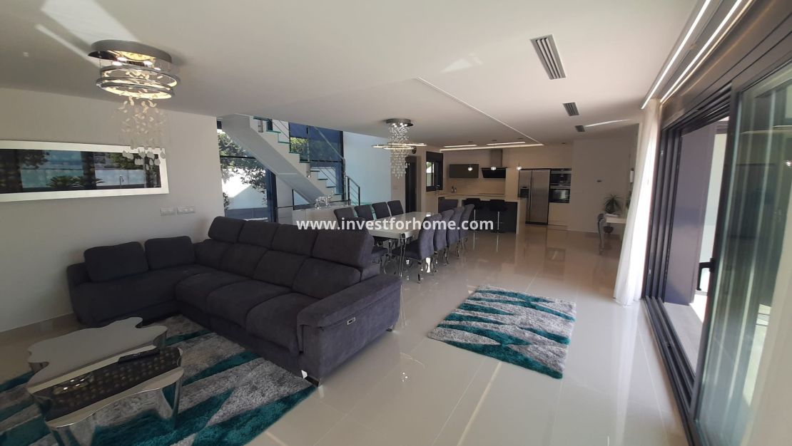 Sale - Villa - San Miguel de Salinas - Inland