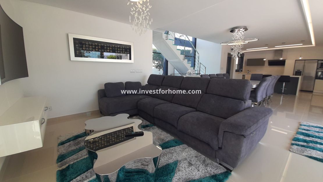 Sale - Villa - San Miguel de Salinas - Inland