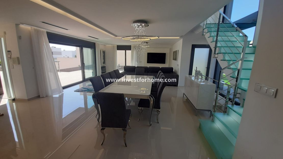 Sale - Villa - San Miguel de Salinas - Inland