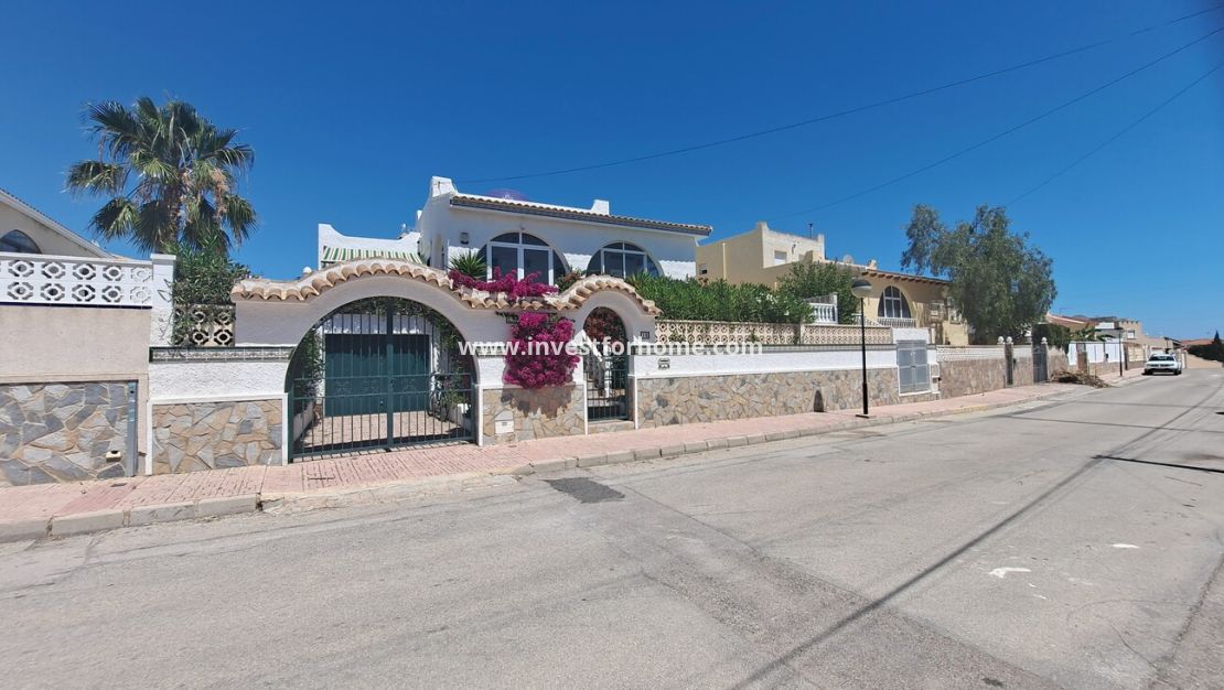 Sale - Villa - San Miguel de Salinas - Inland