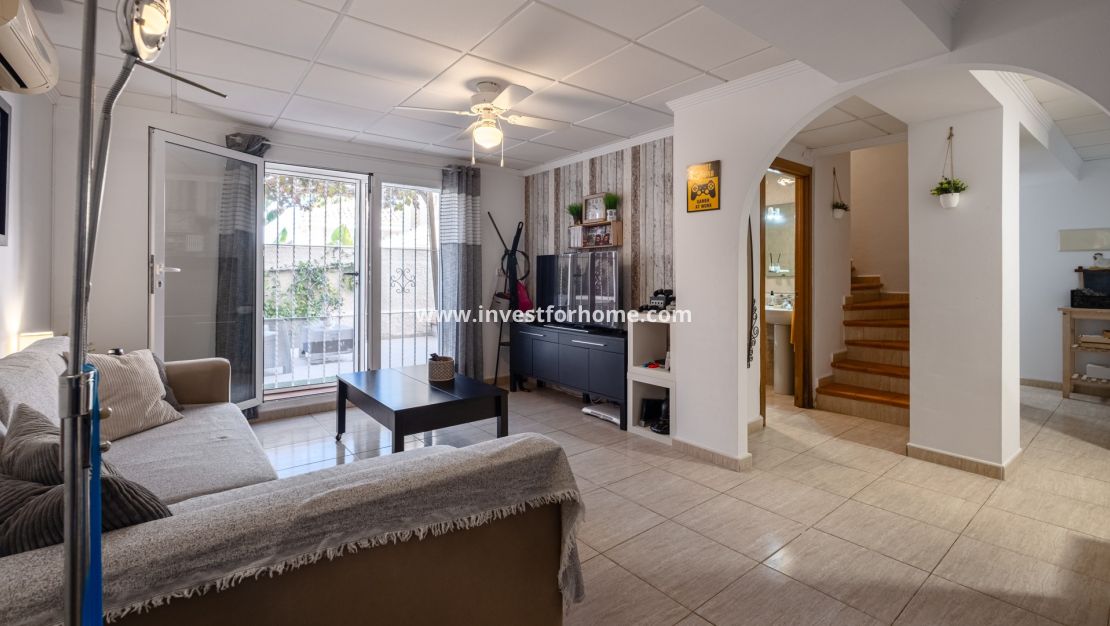 Sale - Villa - Santa Pola - Costa Blanca