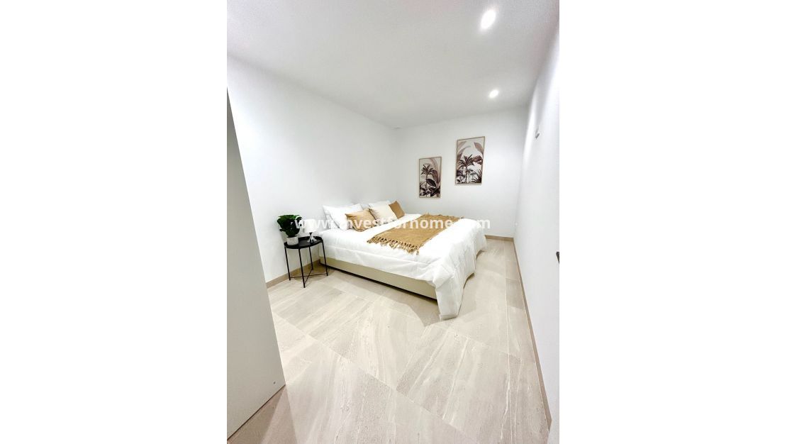 Sale - Villa - Santa Rosalia Resort - Inland