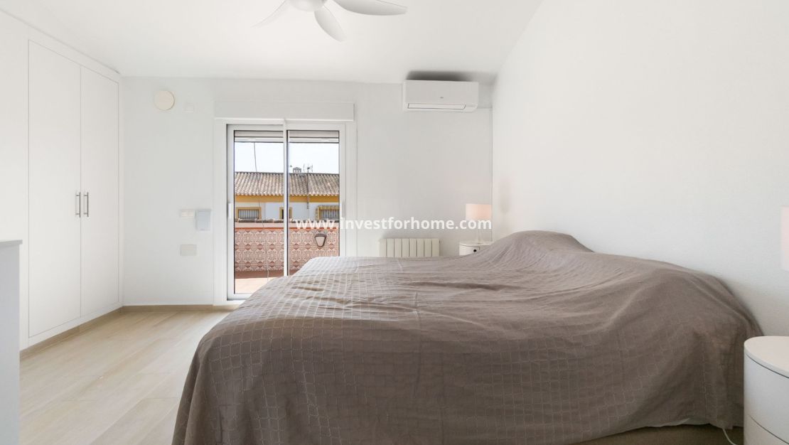 Sale - Villa - Torre de La Horadada - Costa Blanca