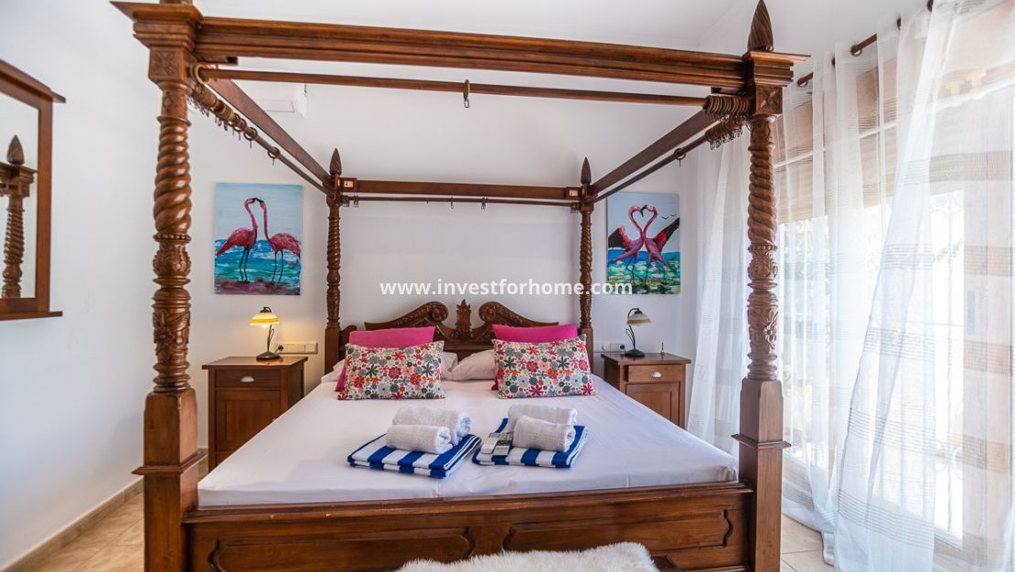 Sale - Villa - Torrevieja - Costa Blanca