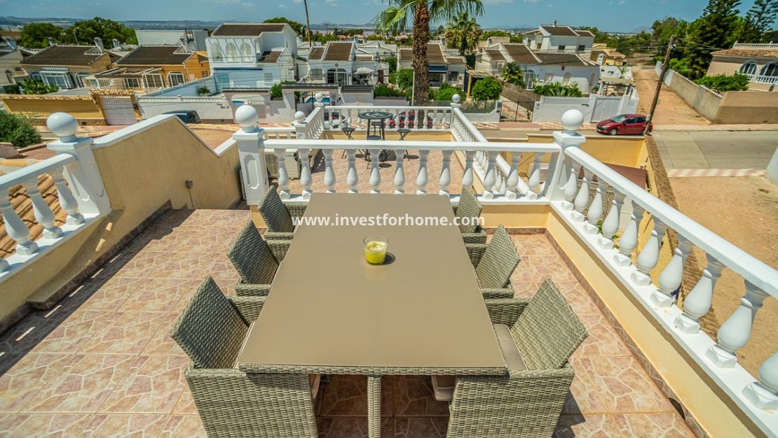 Sale - Villa - Torrevieja - Costa Blanca