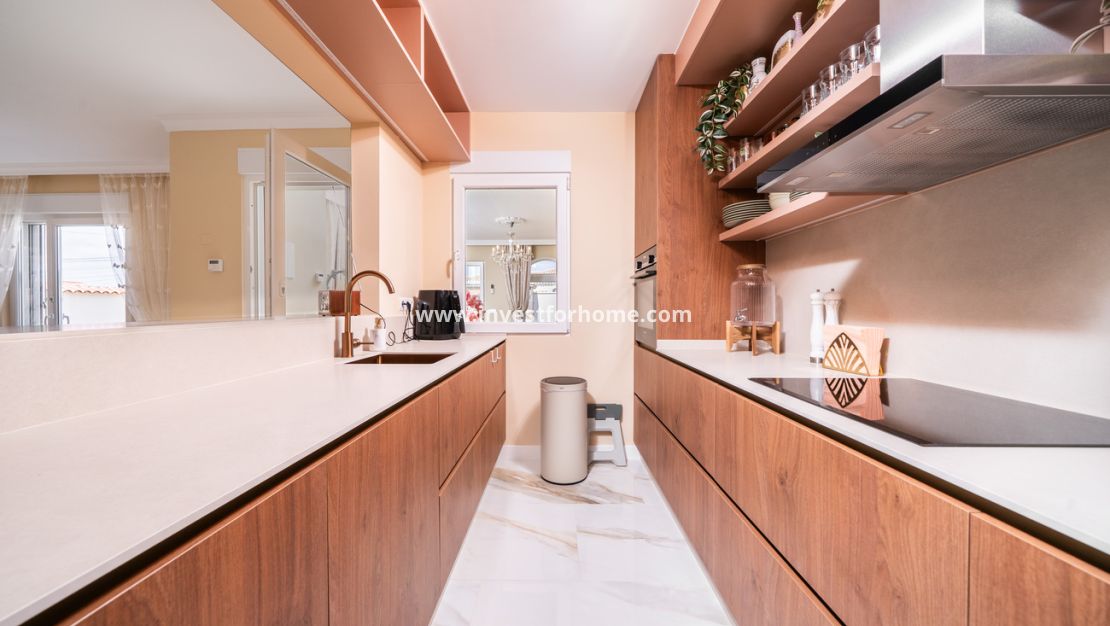 Sale - Villa - Torrevieja - Costa Blanca