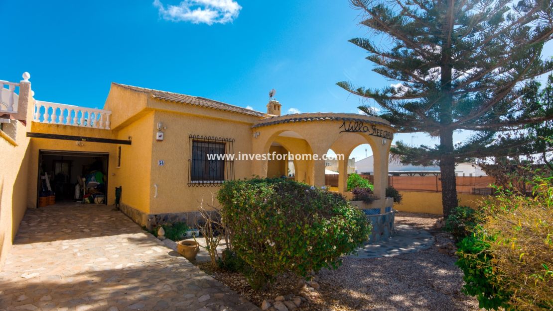 Sale - Villa - Torrevieja - Costa Blanca