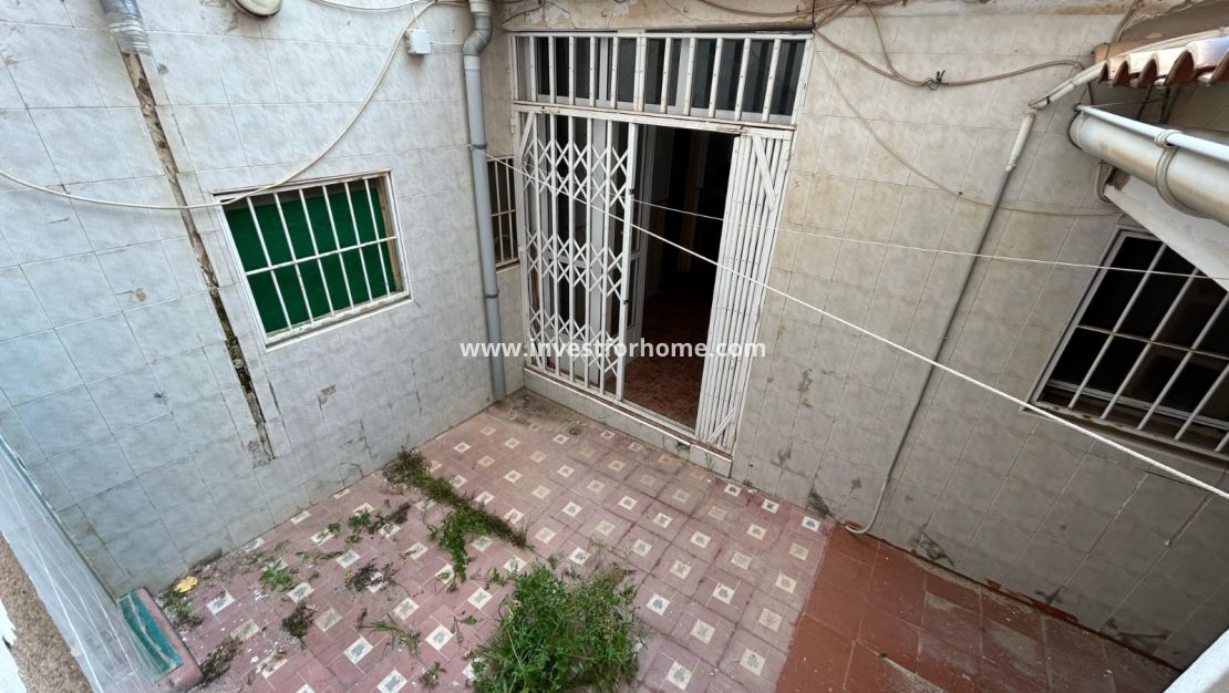 Sale - Villa - Torrevieja - Costa Blanca