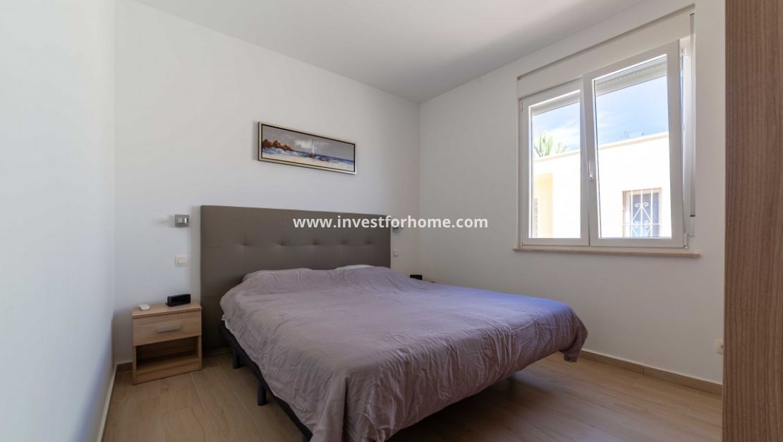 Sale - Villa - Torrevieja - Costa Blanca