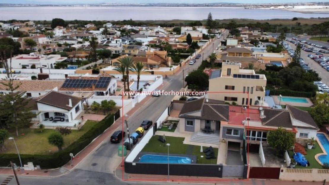 Sale - Villa - Torrevieja - Costa Blanca