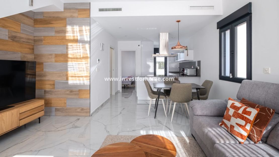 Sale - Villa - Torrevieja - Costa Blanca