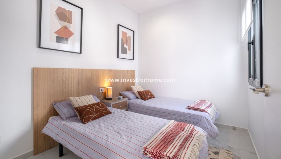 Sale - Villa - Torrevieja - Costa Blanca