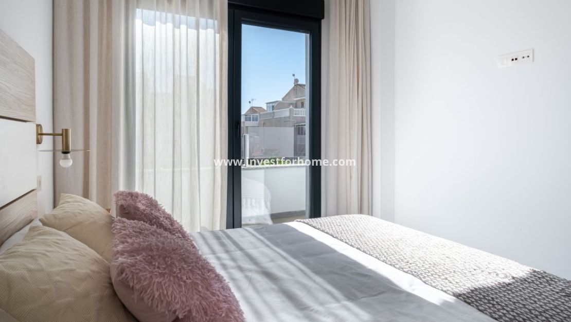 Sale - Villa - Torrevieja - Costa Blanca