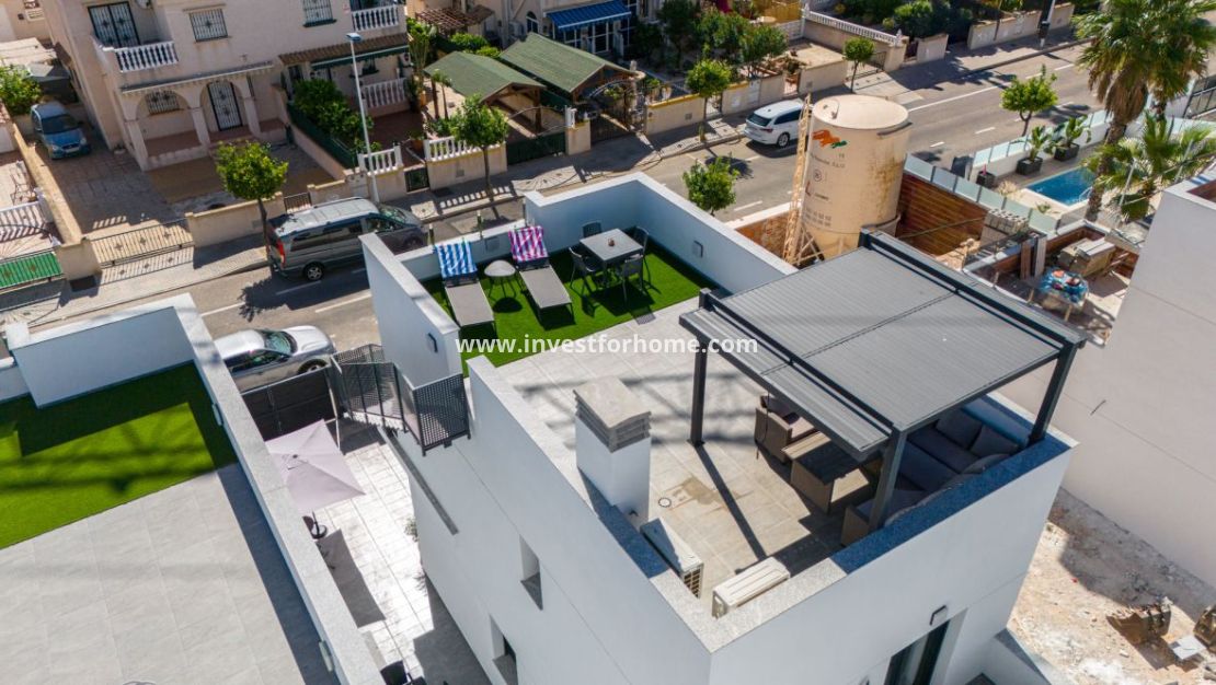 Sale - Villa - Torrevieja - Costa Blanca