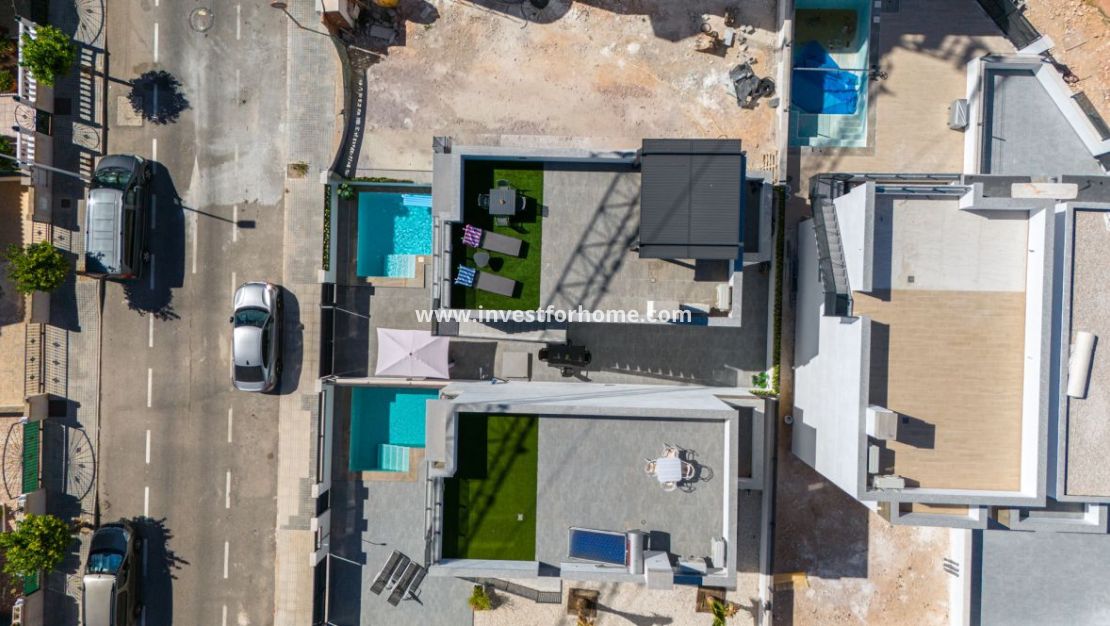 Sale - Villa - Torrevieja - Costa Blanca