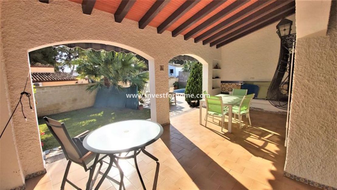 Sale - Villa - Torrevieja - Costa Blanca