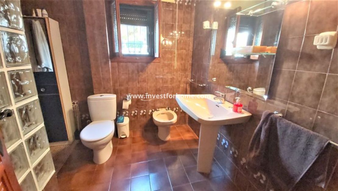 Sale - Villa - Torrevieja - Costa Blanca