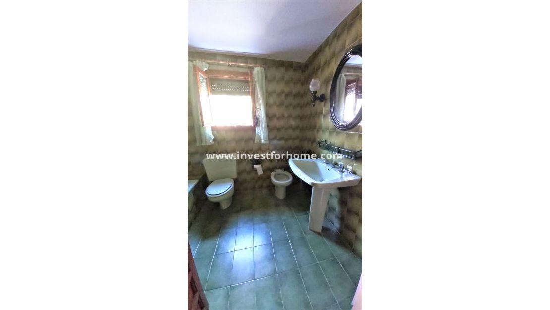 Sale - Villa - Torrevieja - Costa Blanca