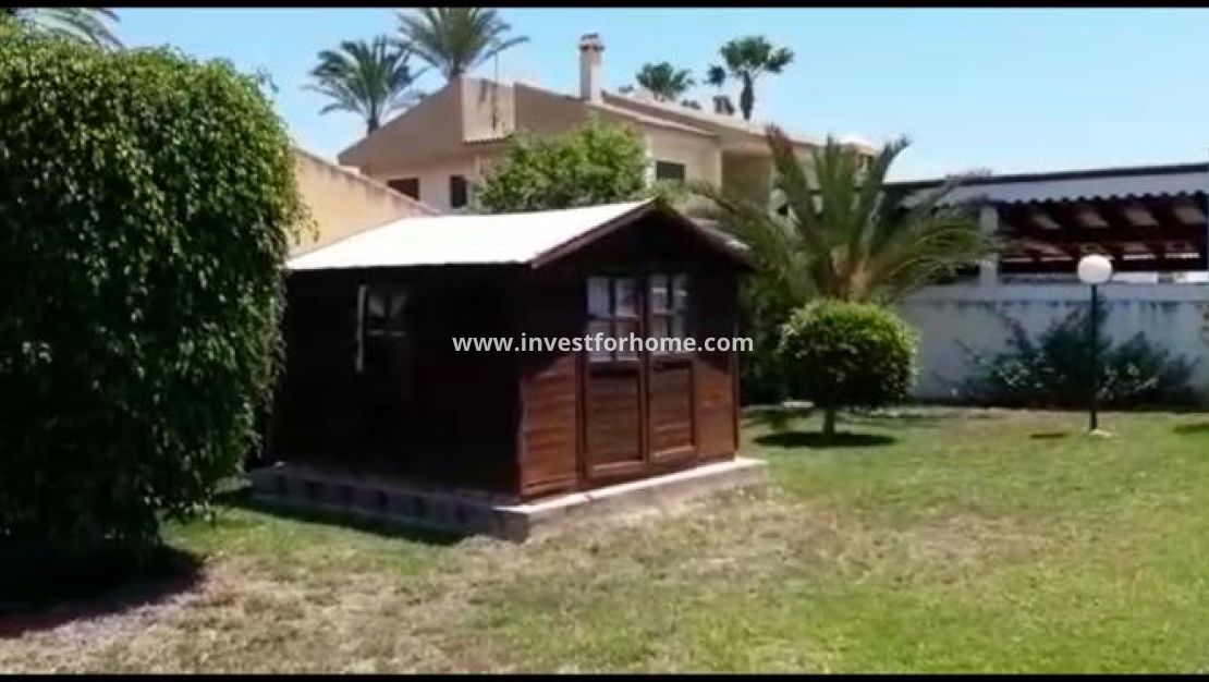 Sale - Villa - Torrevieja - Costa Blanca