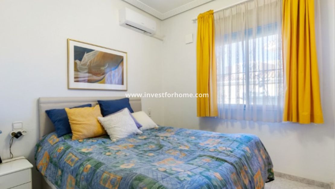 Sale - Villa - Torrevieja - Costa Blanca