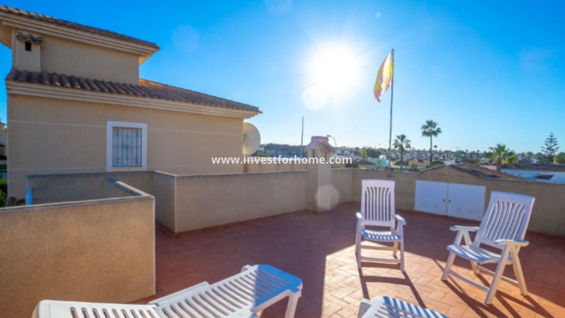 Sale - Villa - Torrevieja - Costa Blanca