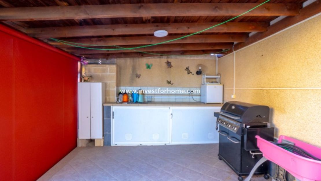 Sale - Villa - Torrevieja - Costa Blanca