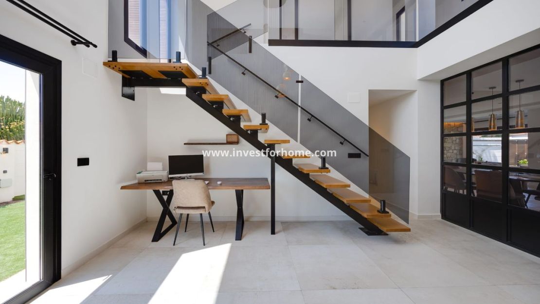 Sale - Villa - Torrevieja - Costa Blanca