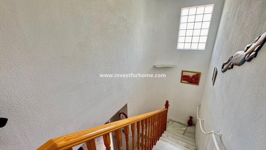 Sale - Villa - Torrevieja - Costa Blanca