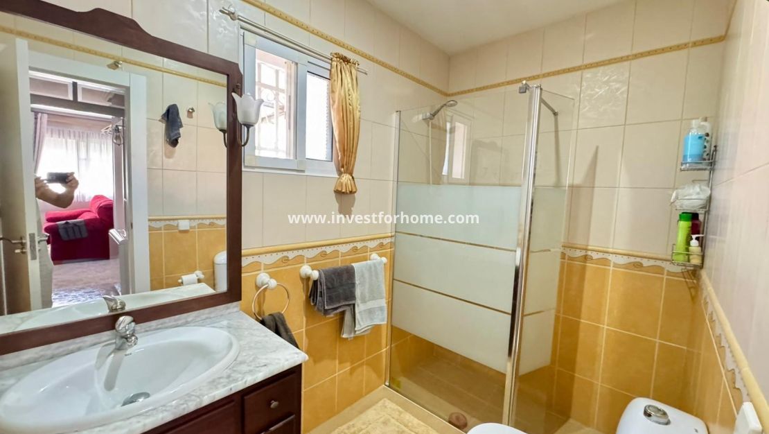 Sale - Villa - Torrevieja - Costa Blanca