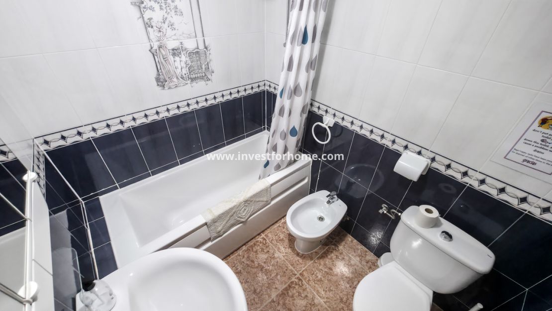 Sale - Villa - Torrevieja - Costa Blanca