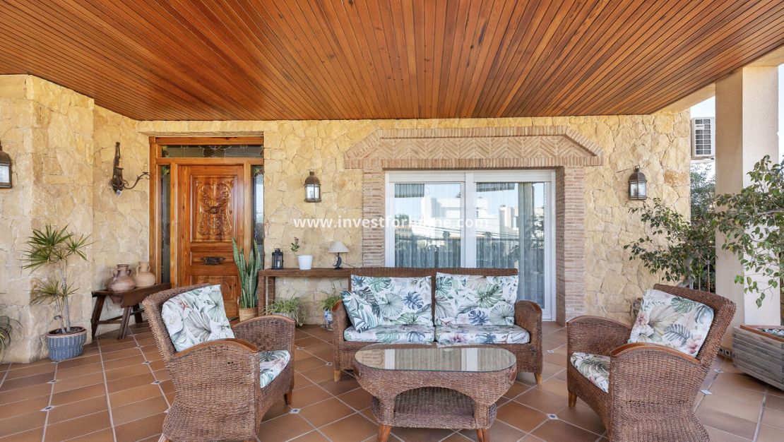 Sale - Villa - Torrevieja - Costa Blanca