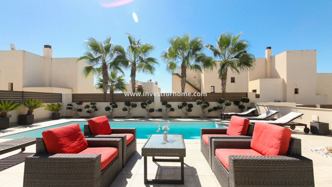 Sale - Villa - Torrevieja - Costa Blanca