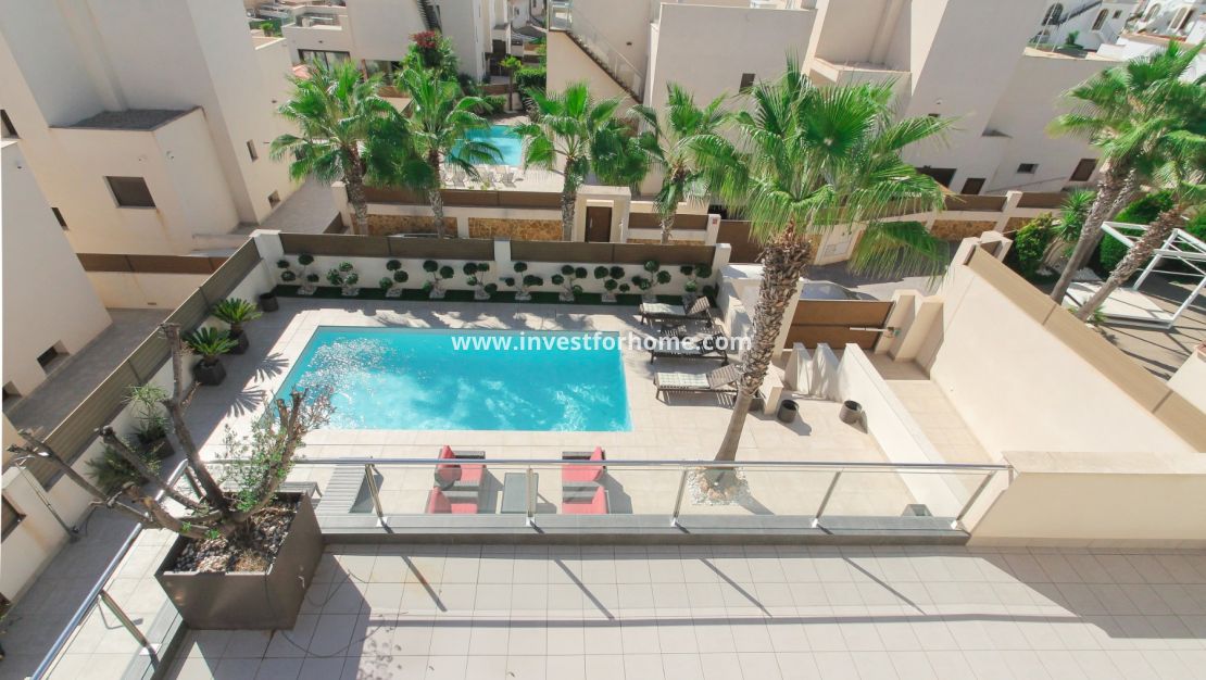 Sale - Villa - Torrevieja - Costa Blanca