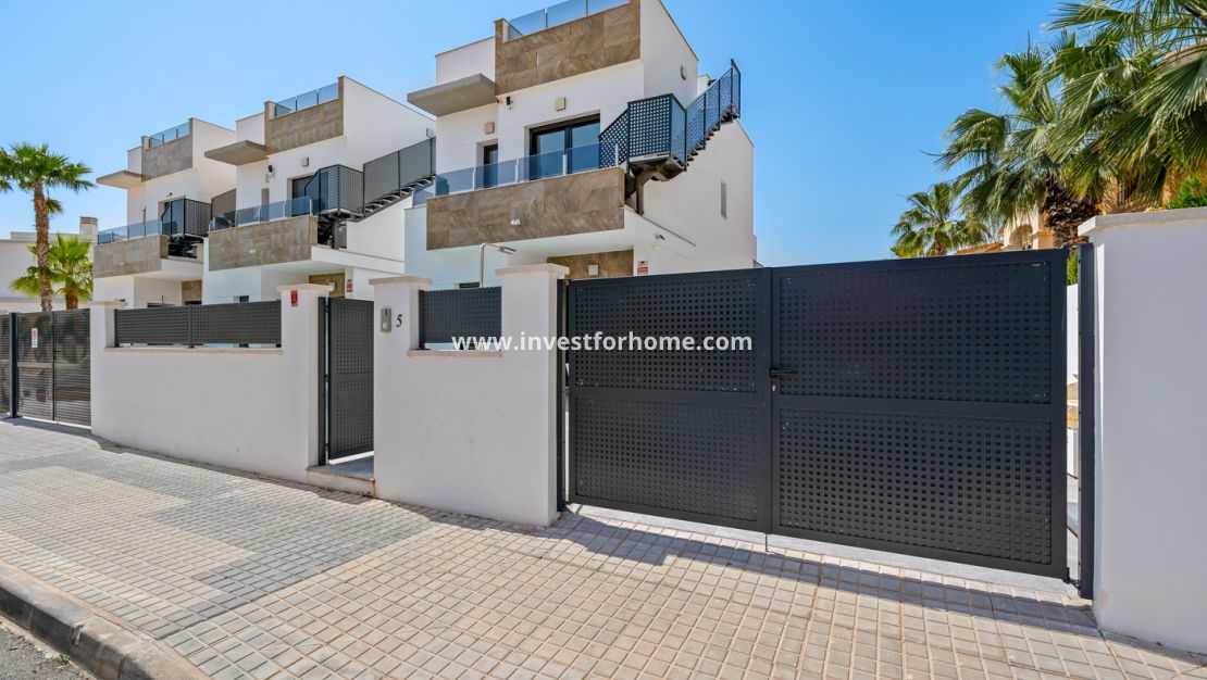 Sale - Villa - Torrevieja - Costa Blanca