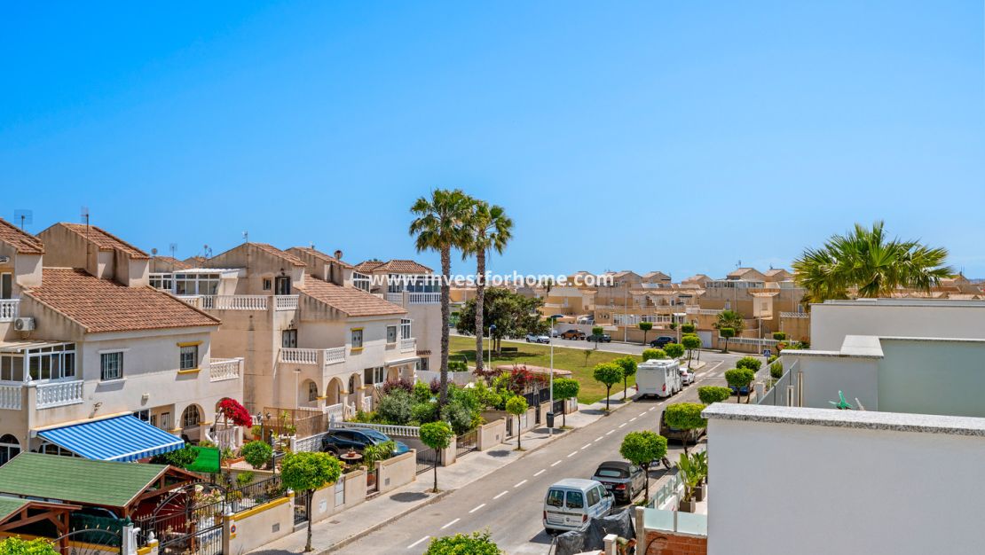 Sale - Villa - Torrevieja - Costa Blanca