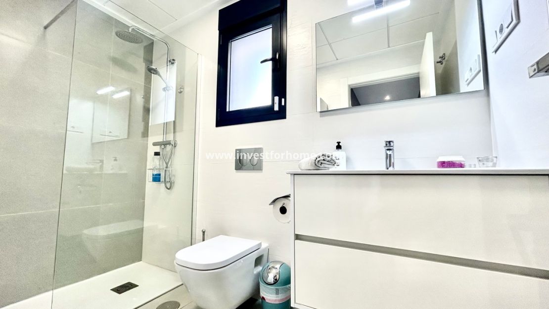 Sale - Villa - Torrevieja - Costa Blanca
