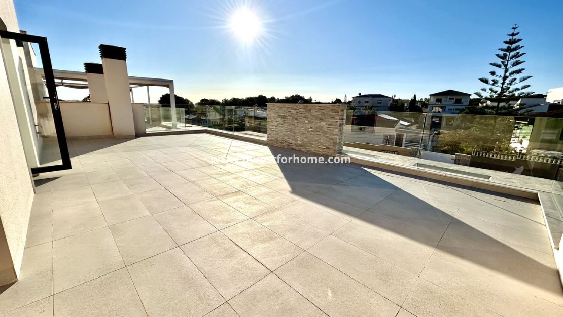 Sale - Villa - Torrevieja - Costa Blanca