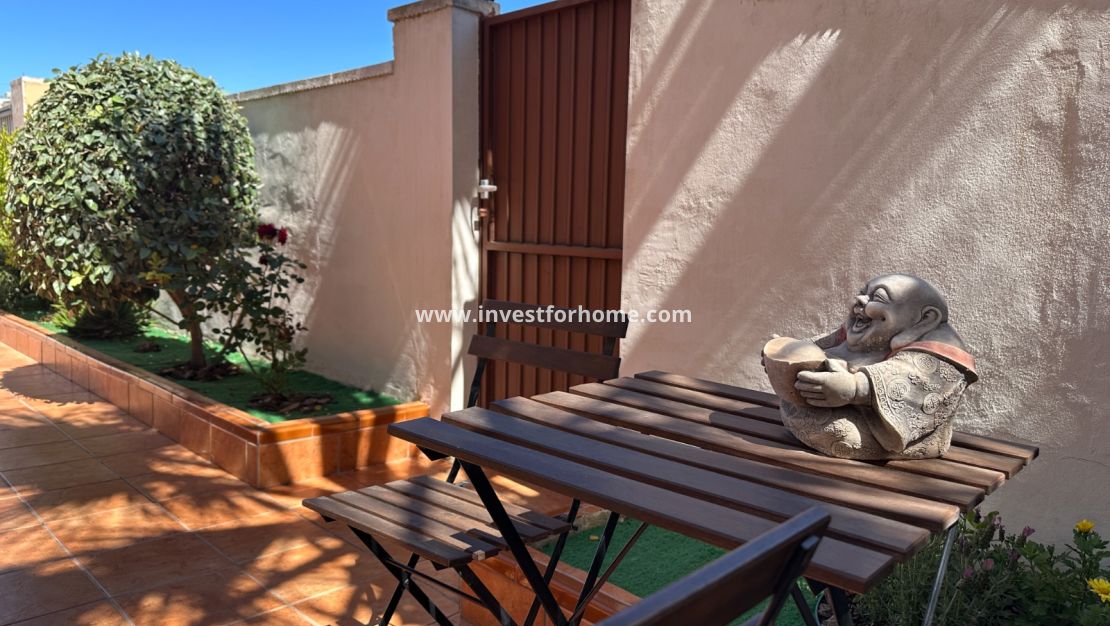 Sale - Villa - Torrevieja - Costa Blanca